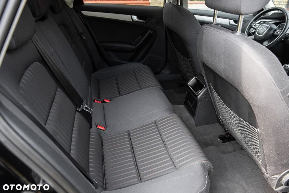 Audi A4 Avant - 27