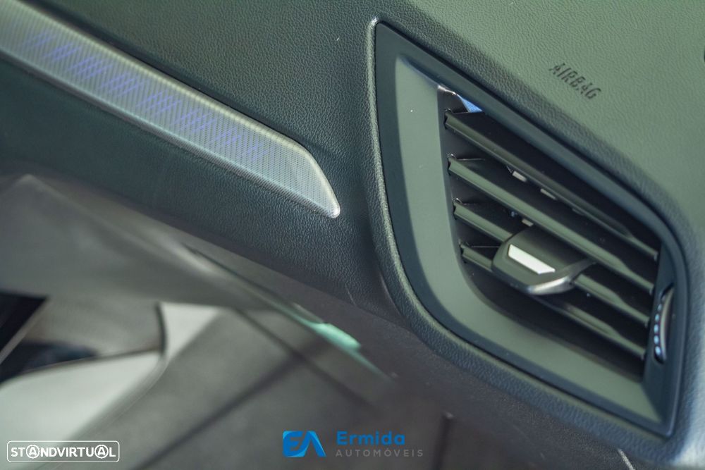 BMW 116 d Pack Desportivo M - 41