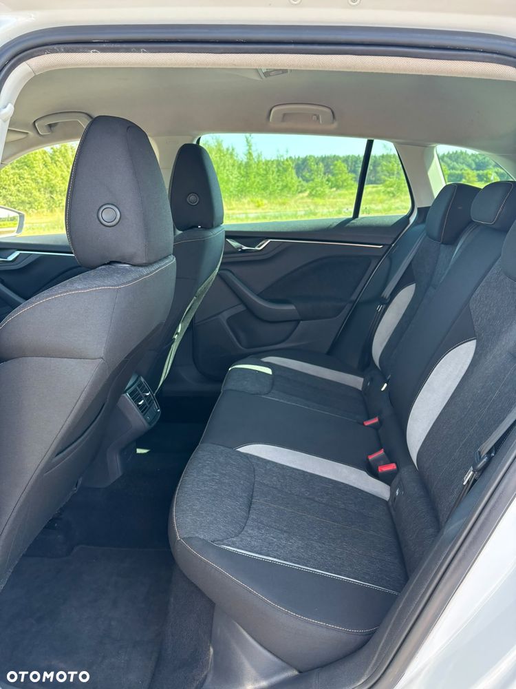 Skoda Scala 1.0 TSI Style - 8