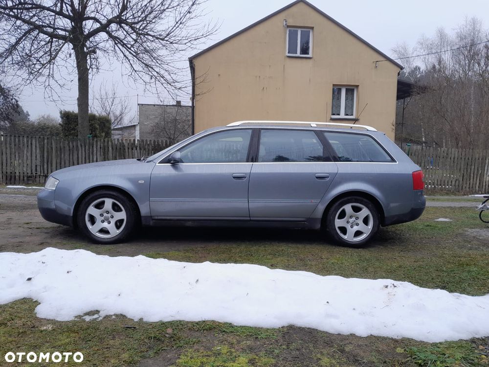 Audi A6 Avant 2.8 30V - 1