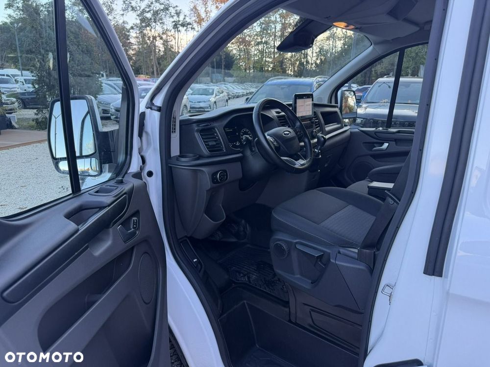 Ford Transit Custom - 11