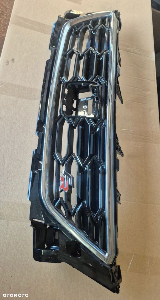 Grill Atrapa Zderzaka Leon III FR Lifting Po 2017r - 2