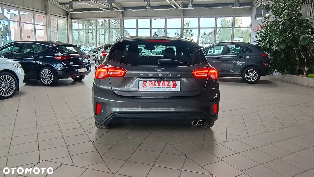 Ford Focus 1.5 EcoBoost ST-Line - 23