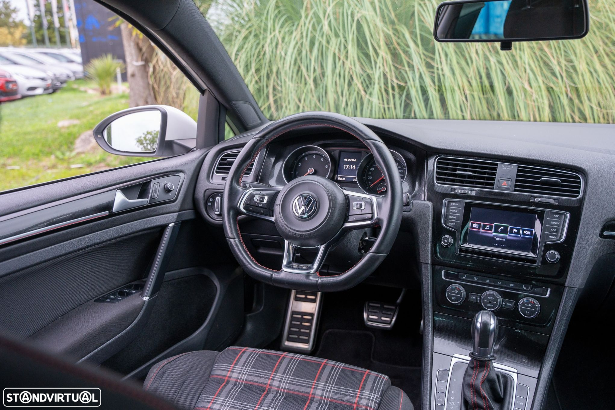 VW Golf 2.0 TSI R DSG - 9
