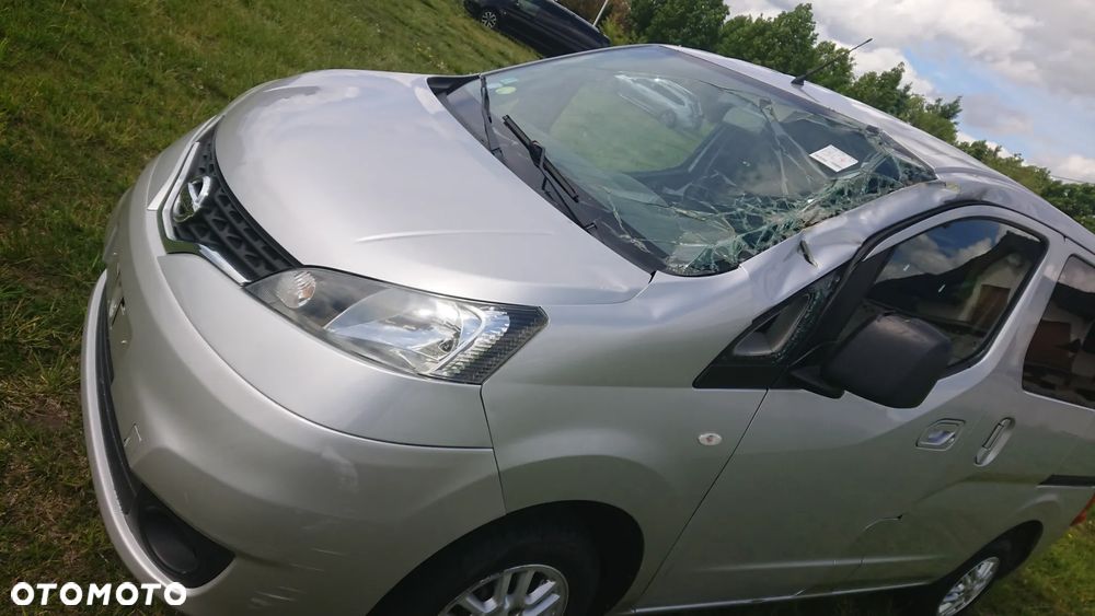 Nissan NV200 - 29