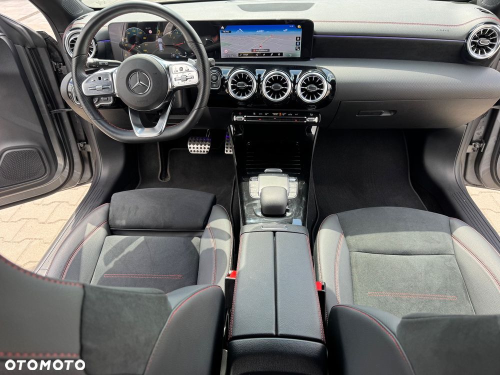 Mercedes-Benz CLA 200 mHEV AMG Line 7G-DCT - 15