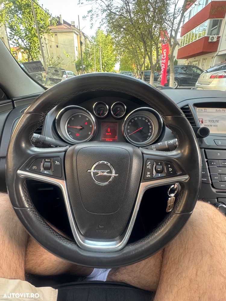 Opel Insignia 2.0 CDTI - 10