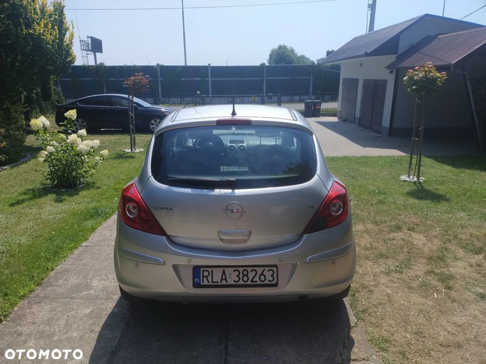 Opel Corsa 1.2 16V - 4