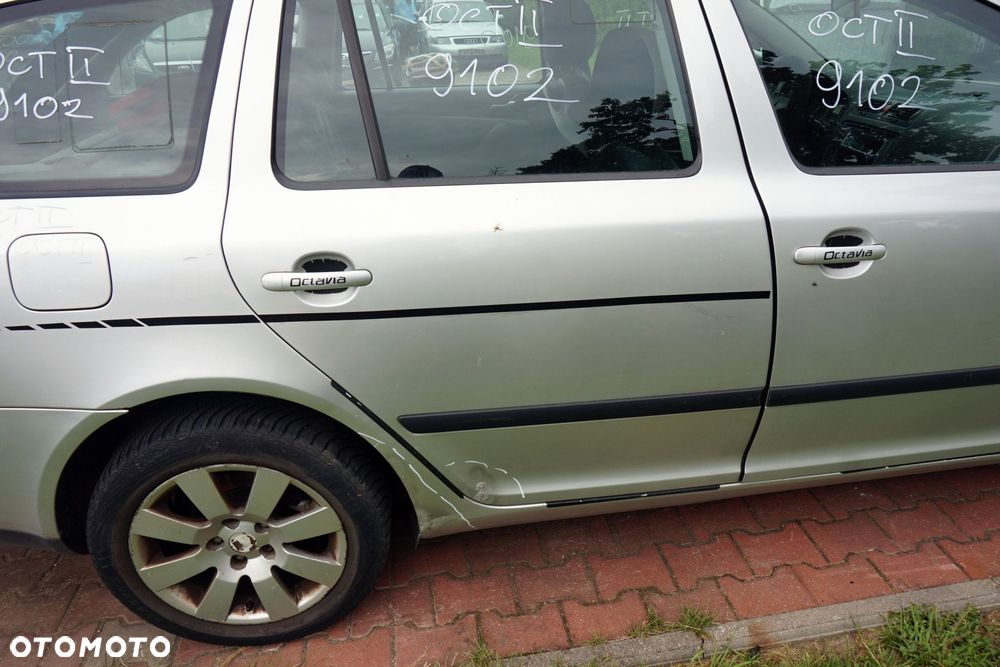 DRZWI TYLNE PRAWE OCTAVIA II 1Z3 KOMBI 9102  SREBRNY SKODA 2004-2008 - 3