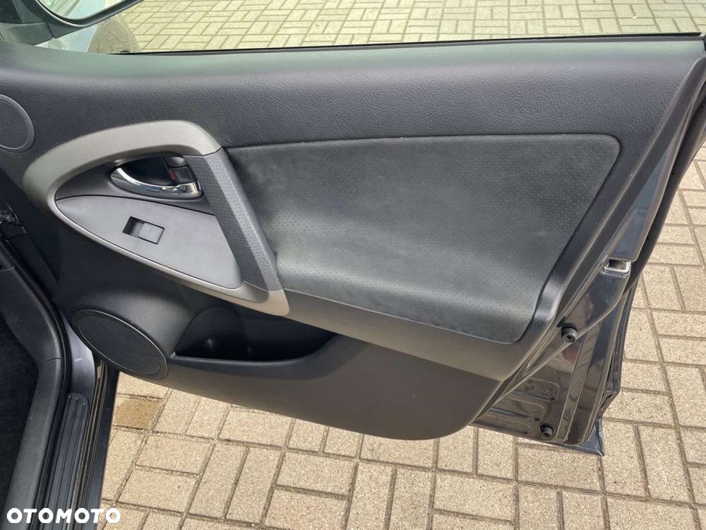 Toyota RAV4 2.0 VVT-i Premium MS - 27