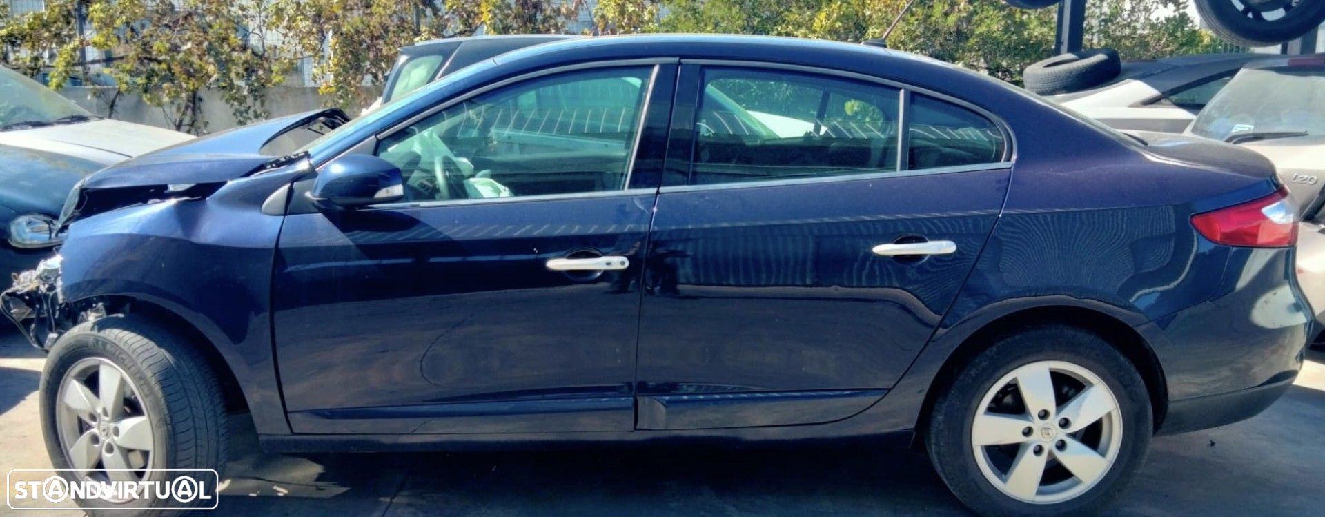 Renault Fluence Exlcusive 1.5 DCI de 2010 disponível para peças - 1
