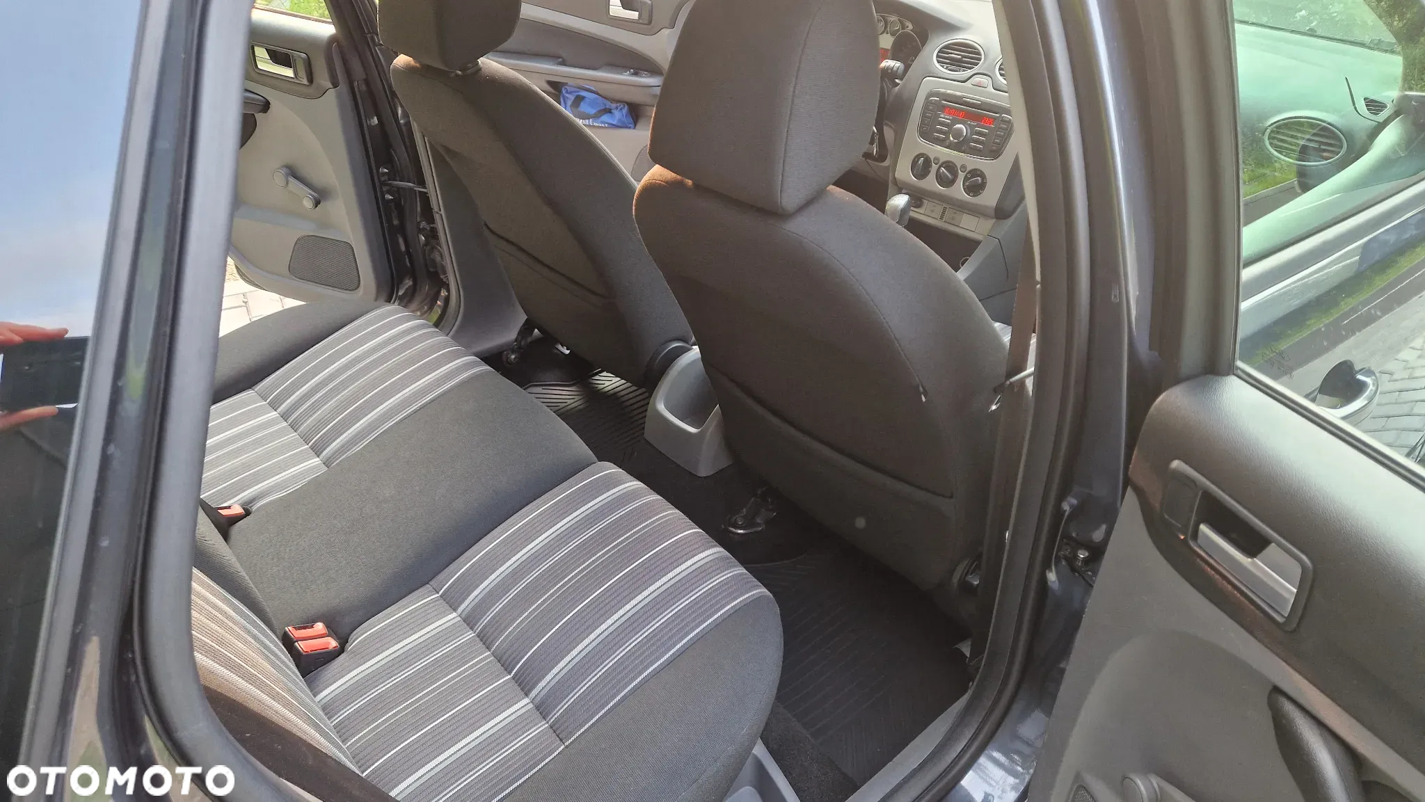 Ford Focus 1.8 TDCi Silver X - 14