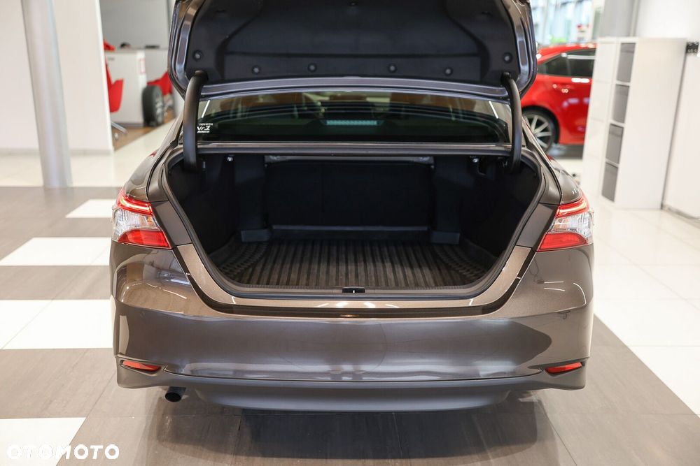 Toyota Camry 2.5 Hybrid Prestige CVT - 12