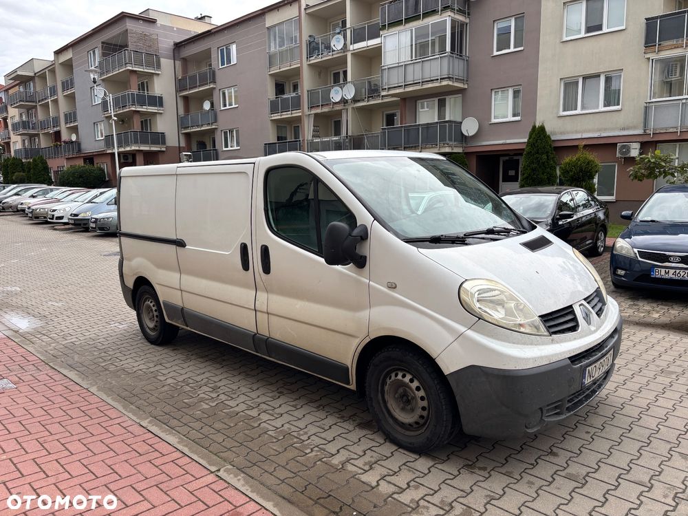 Renault Trafic - 2
