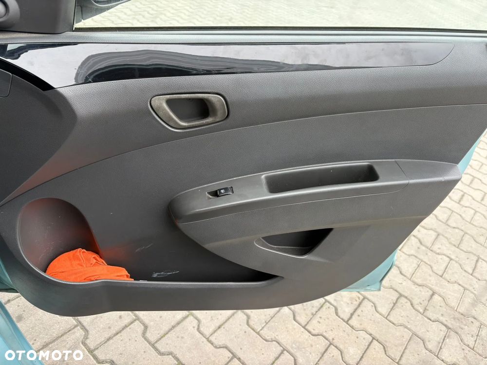 Chevrolet Spark - 16