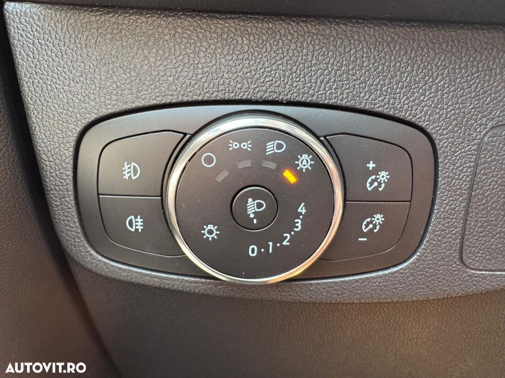 Ford Focus - 17
