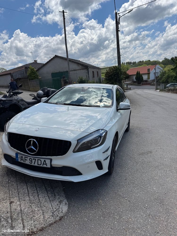 Mercedes-Benz A 180 d Urban - 2