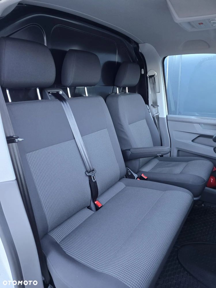 Volkswagen TRANSPORTER T6.1 - 18