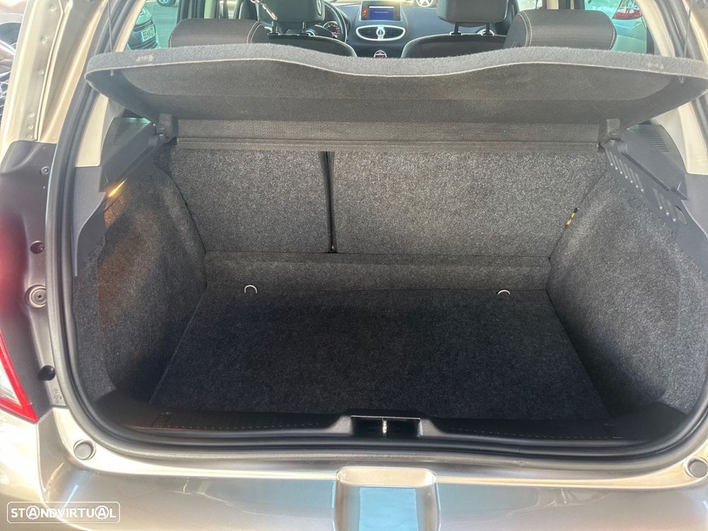 Renault Clio - 5