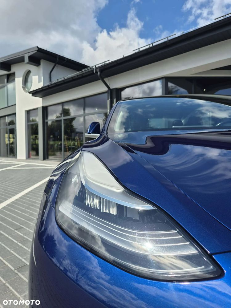 Tesla Model 3 - 13