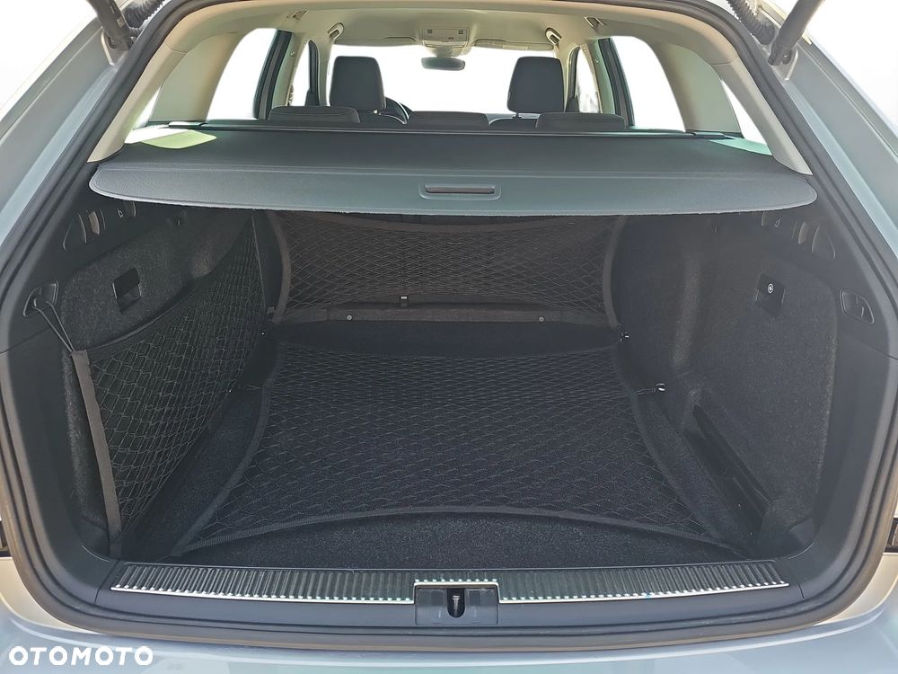 Skoda Superb 2.0 TDI SCR Style DSG - 21