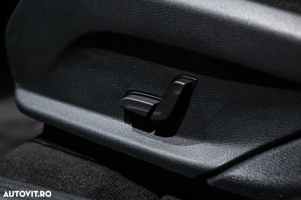 Mercedes-Benz EQC 400 4MATIC - 29