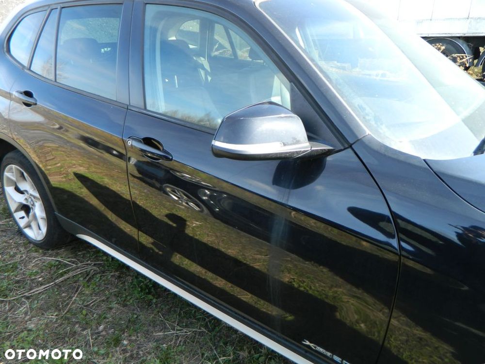 BMW X1 E84 LCI 2013 Black Sapphire Metallic 475 NA CZĘŚCI - 32