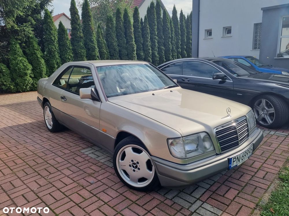 Mercedes-Benz Klasa E 320 - 5
