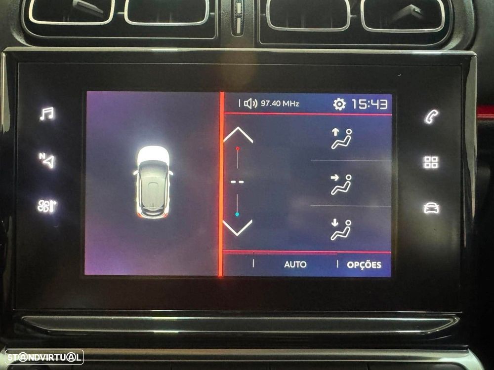 Citroën C3 1.2 PureTech Shine - 27