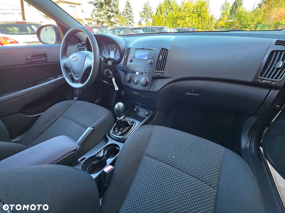 Hyundai i30 1.4 Comfort - 10