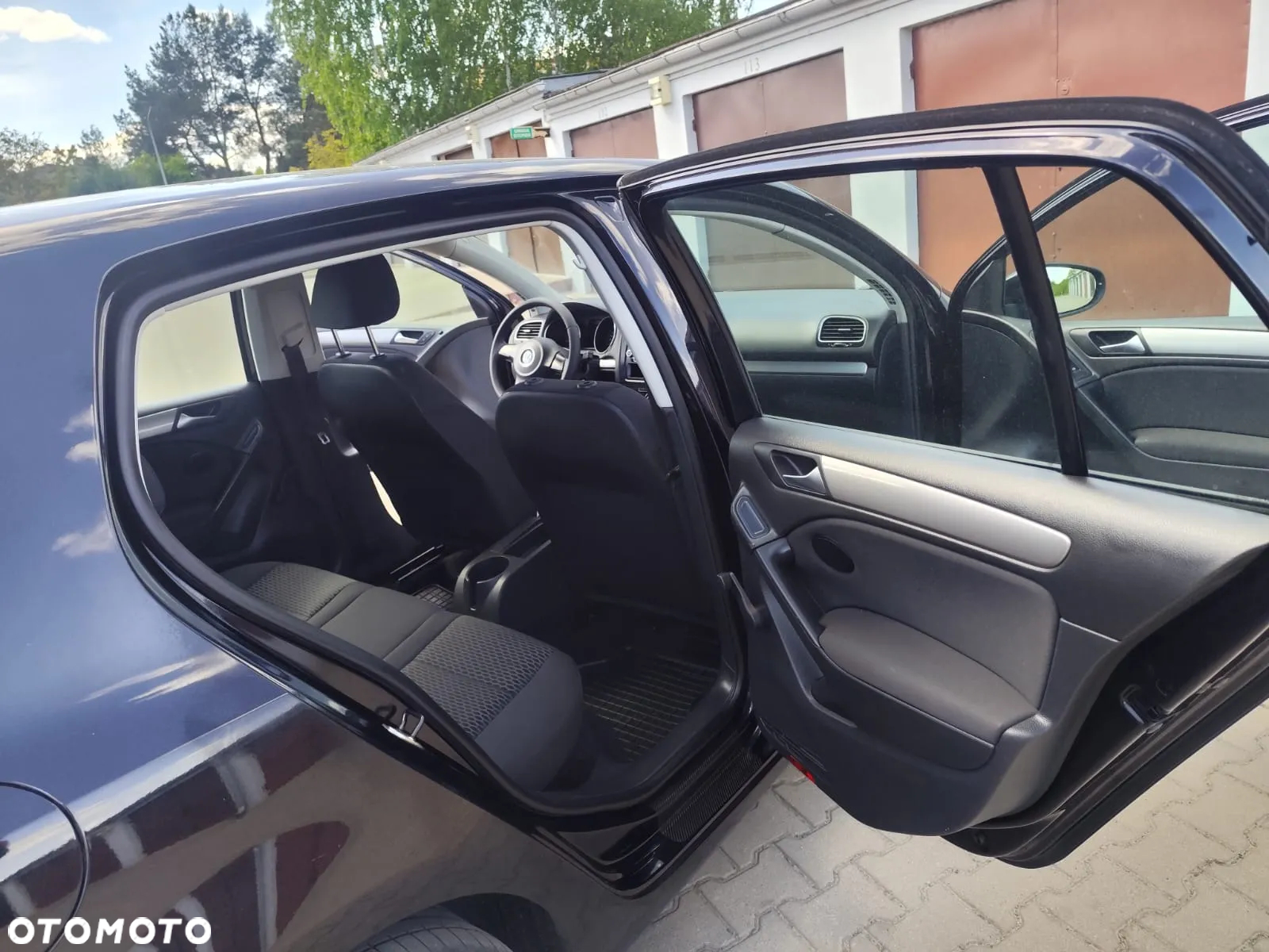 Volkswagen Golf - 12
