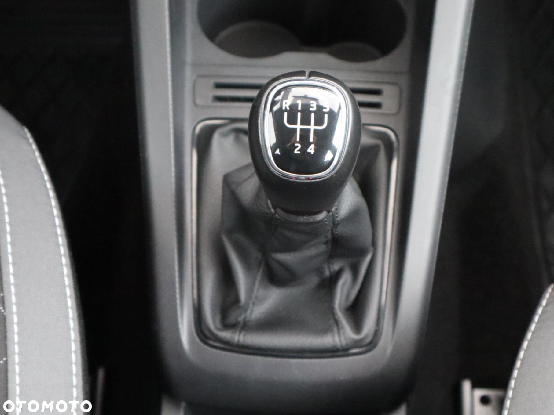 Skoda Fabia - 12
