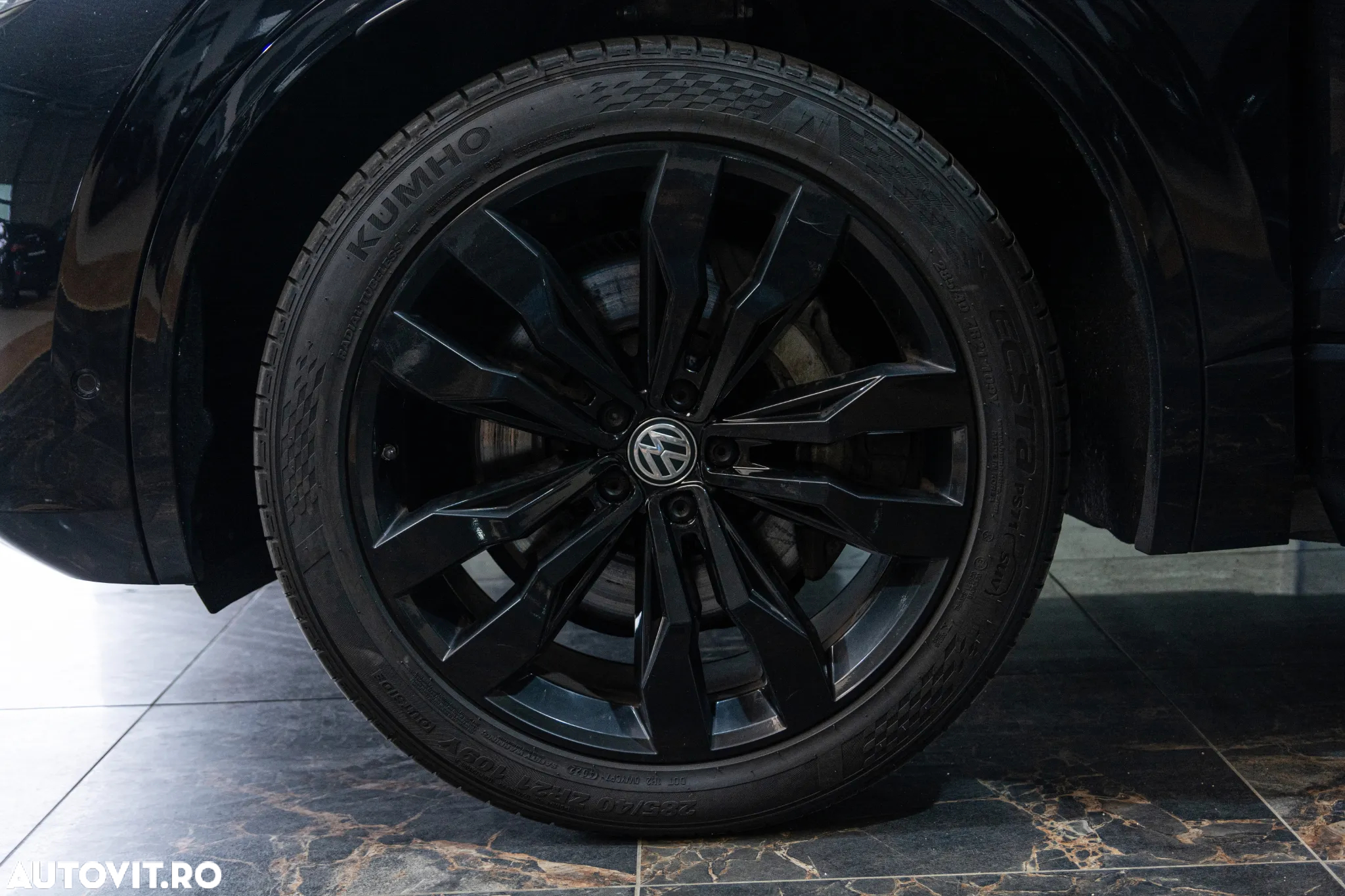 Volkswagen Touareg 3.0 V6 TDI SCR 4Motion Automatik R-Line - 9