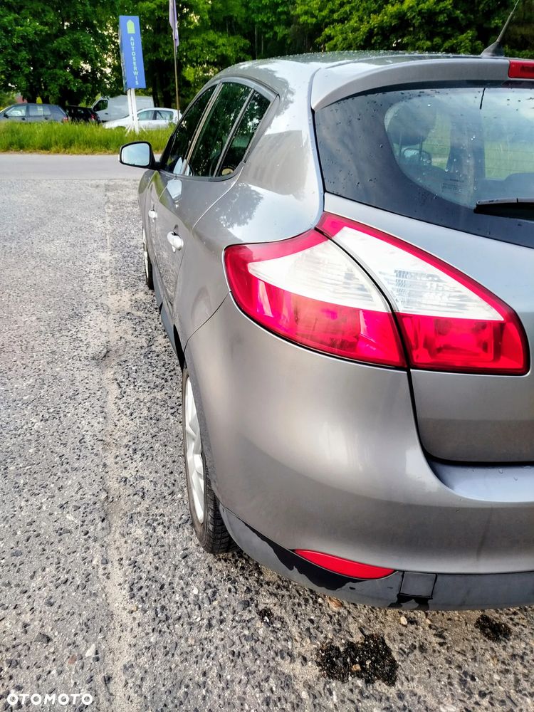 Renault Megane 1.6 16V Color Edition - 5