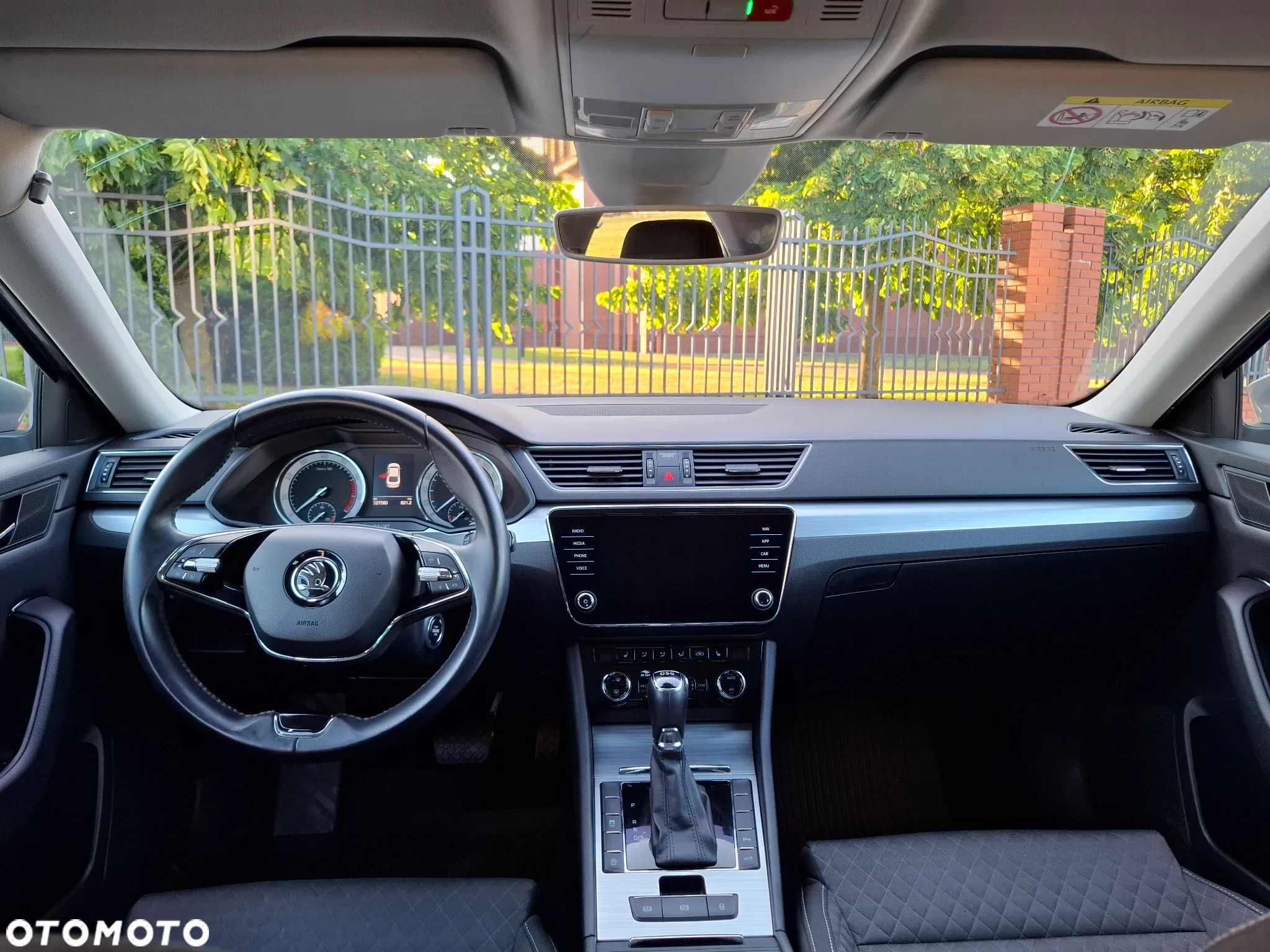 Skoda Superb 2.0 TSI Ambition DSG - 11