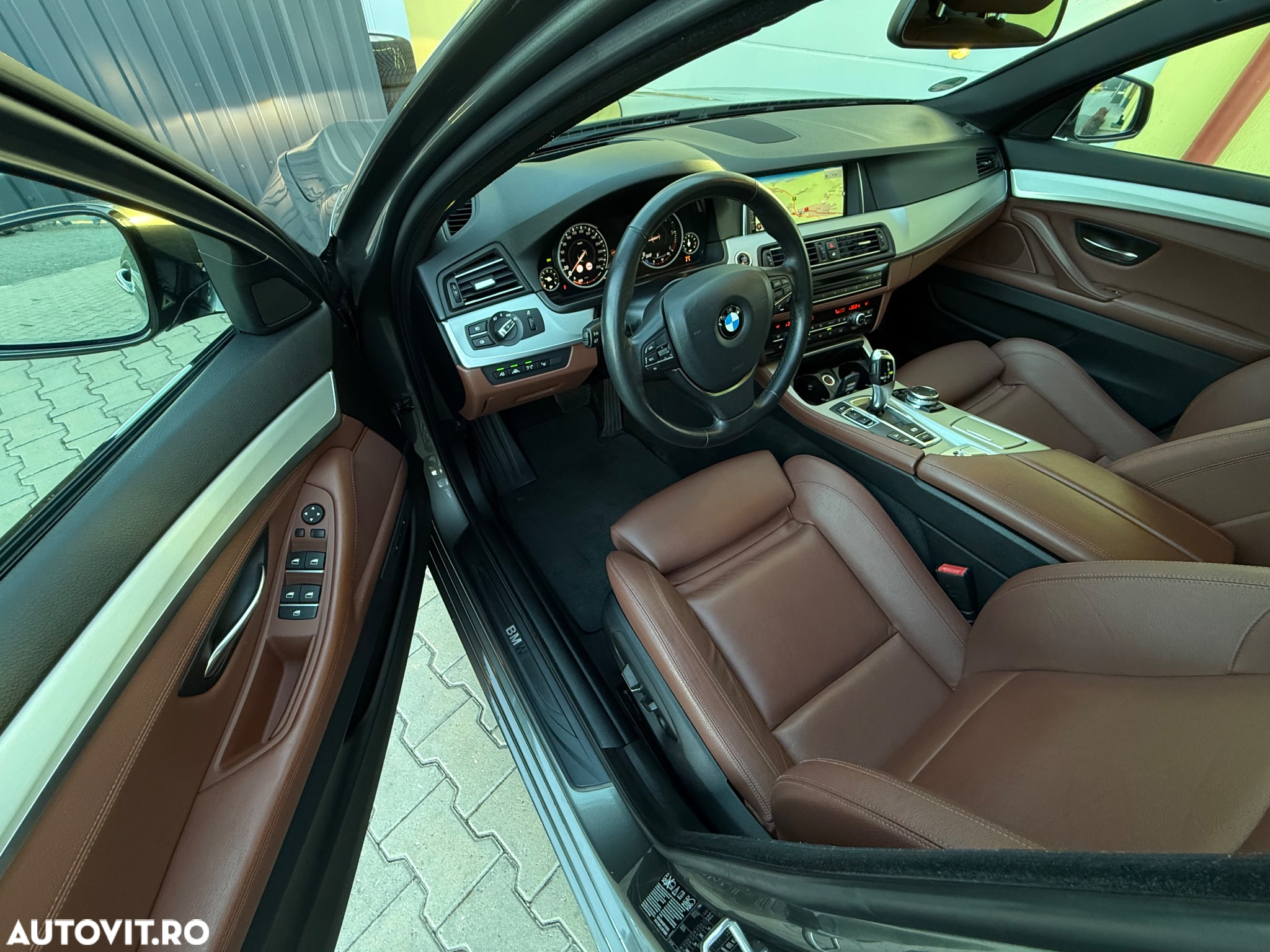 BMW Seria 5 525d Touring Aut. - 5