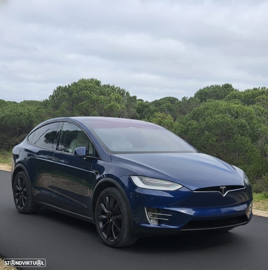 Tesla Model X P100D - 2