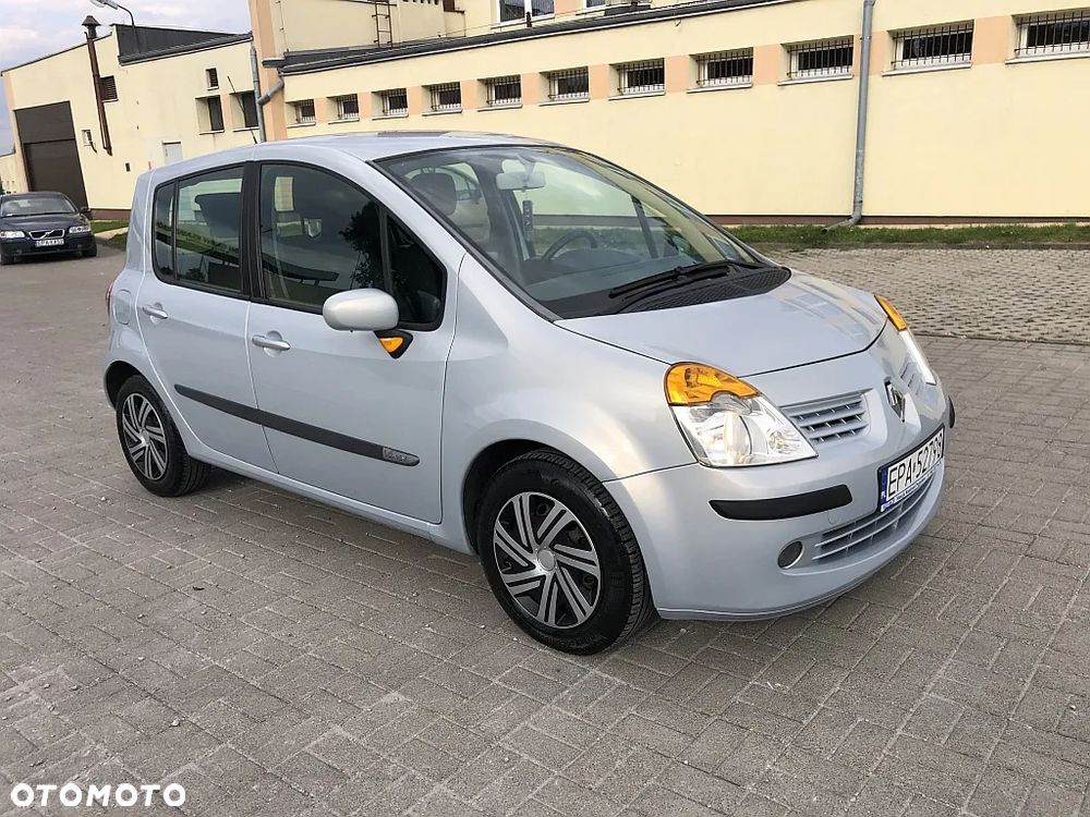 Renault Modus 1.6 16V Dynamique - 3