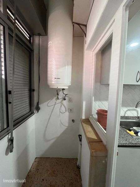 APARTAMENTO T3 COM VARANDA - Grande imagem: 4/12