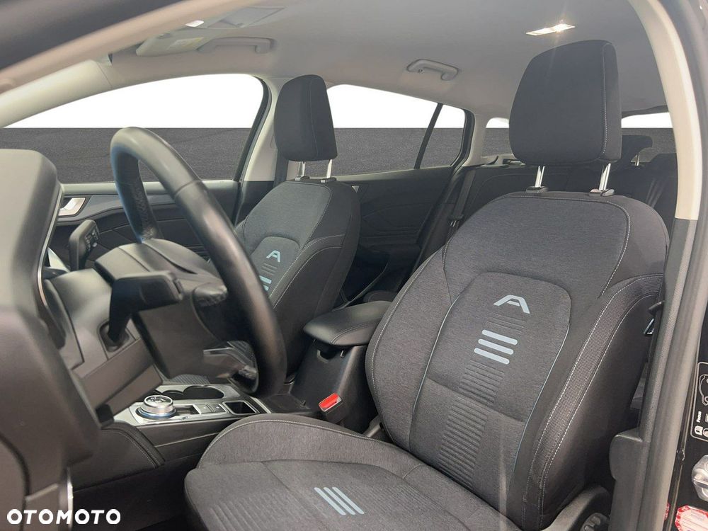 Ford Focus - 13