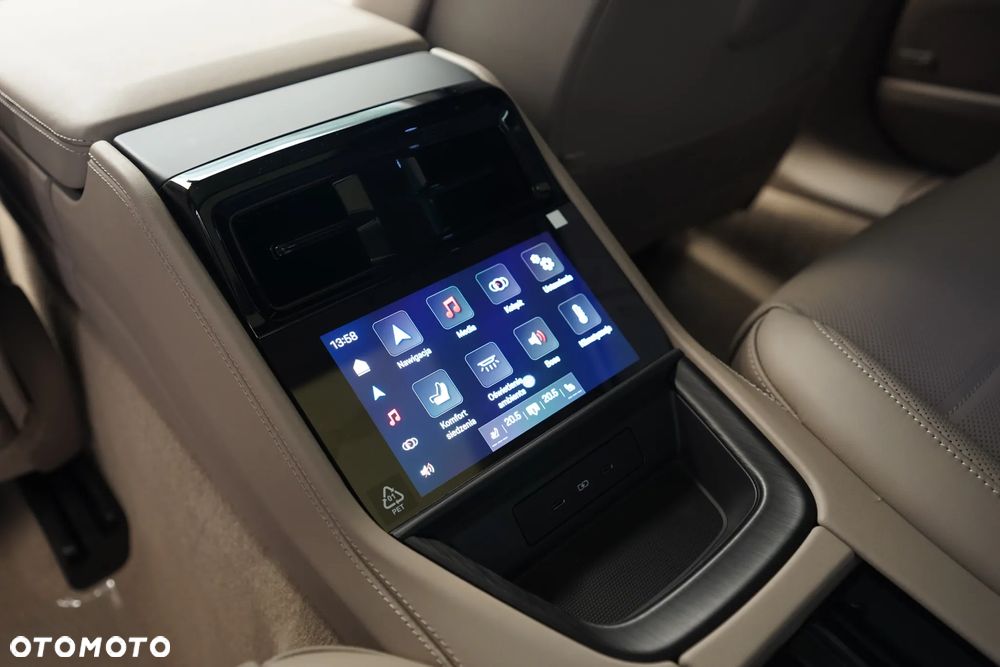 Porsche Panamera - 27