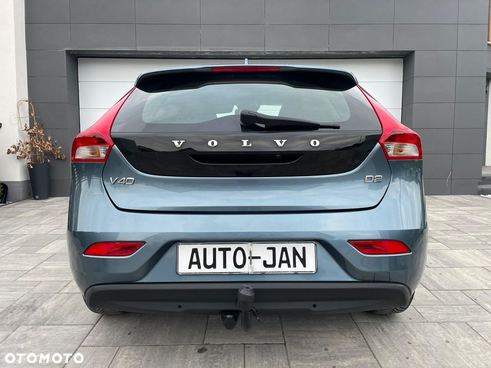 Volvo V40 D2 Summum - 6