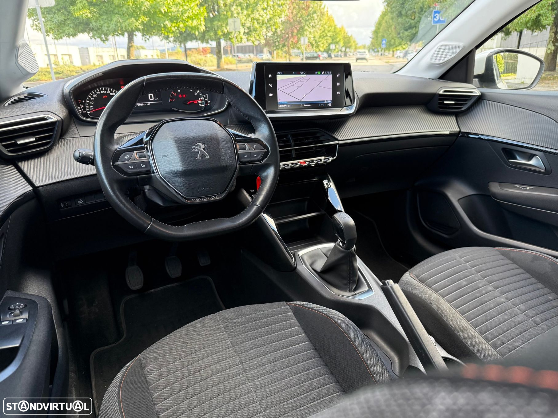 Peugeot 208 1.2 PureTech Active - 10