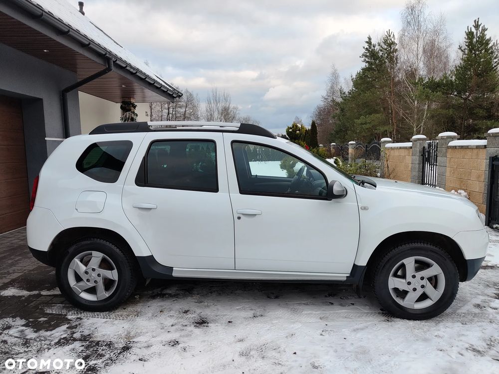 Dacia Duster 1.6 16V 4x4 Prestige - 3