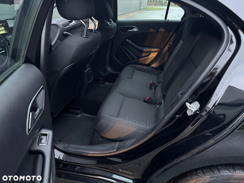 Mercedes-Benz Klasa A 160 d - 23