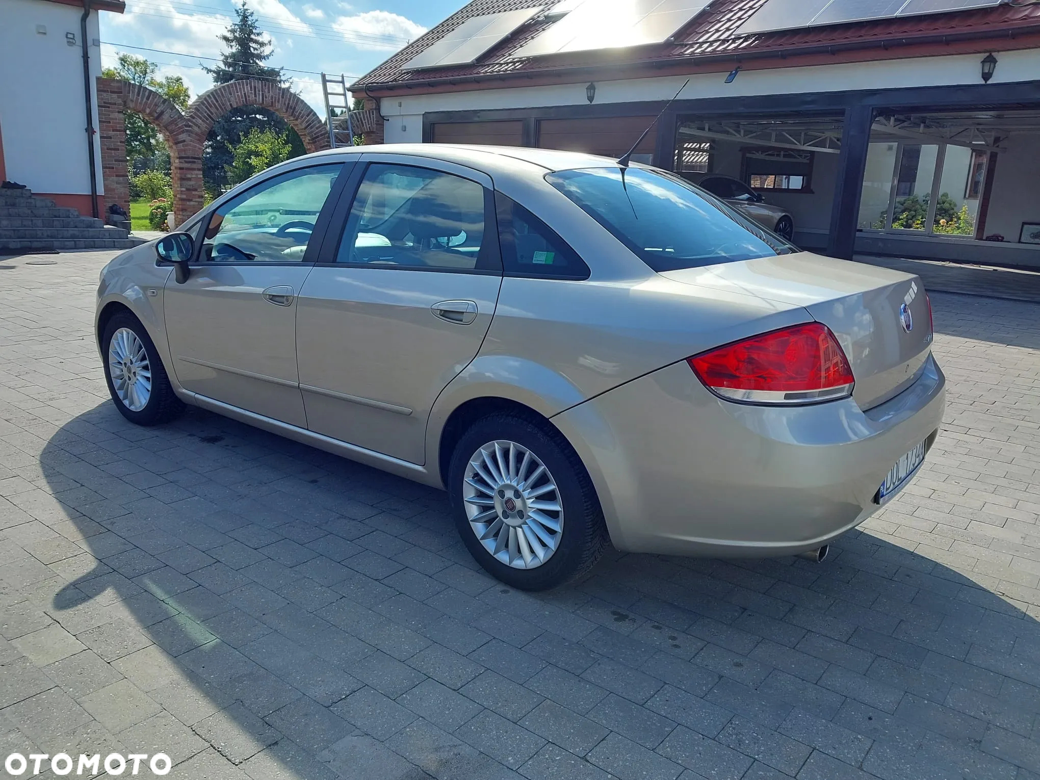 Fiat Linea 1.4 T-Jet 16V Active - 3