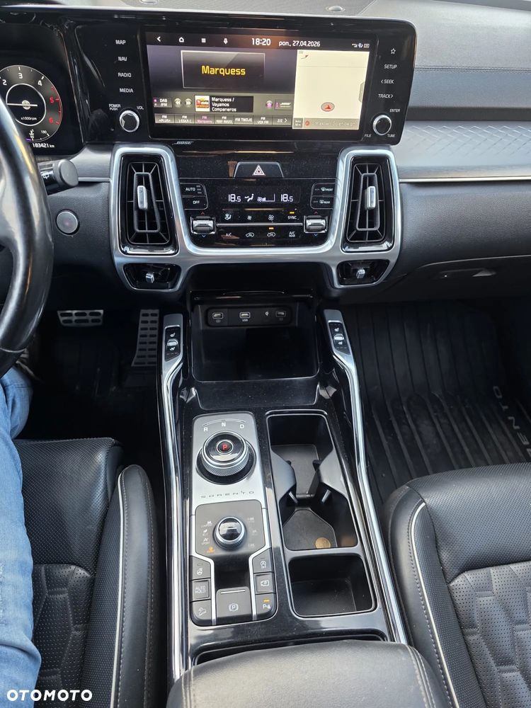 Kia Sorento - 9