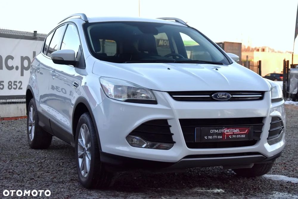 Ford Kuga 2.0 TDCi 4x2 Titanium - 12