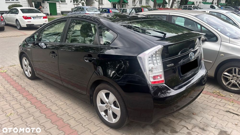 Toyota Prius 1.8 HSD Premium - 38