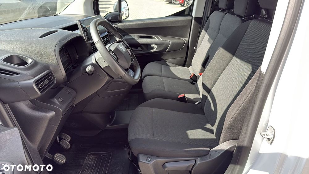 Toyota Proace City - 12